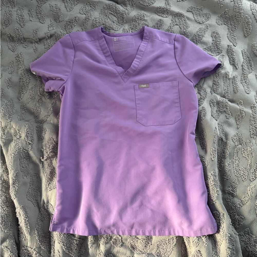 FIGS Lilac dawn scrub top